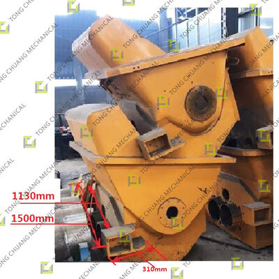 Zespół leja zasypowego / XCMG 3-osiowy z 260 cylindrami Spawany zbiornik na beton, Spawany zespół zbiornika mieszalnika, Spawany zbiornik na maszyny budowlane, Konstrukcja spawana leja zasypowego z pompą